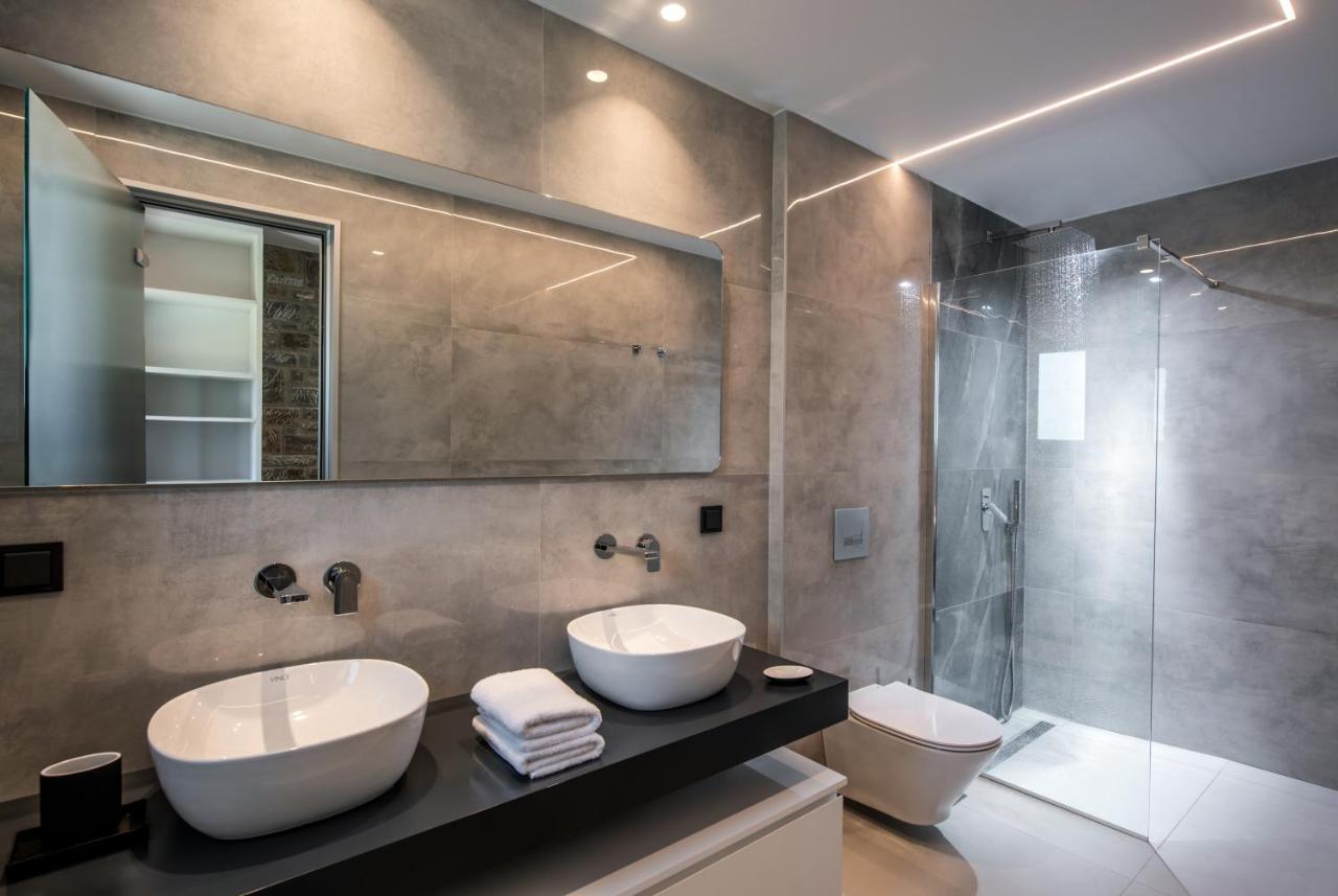 Luxury Villa Alexia แอร์ซอนิสซอส ภายนอก รูปภาพ
