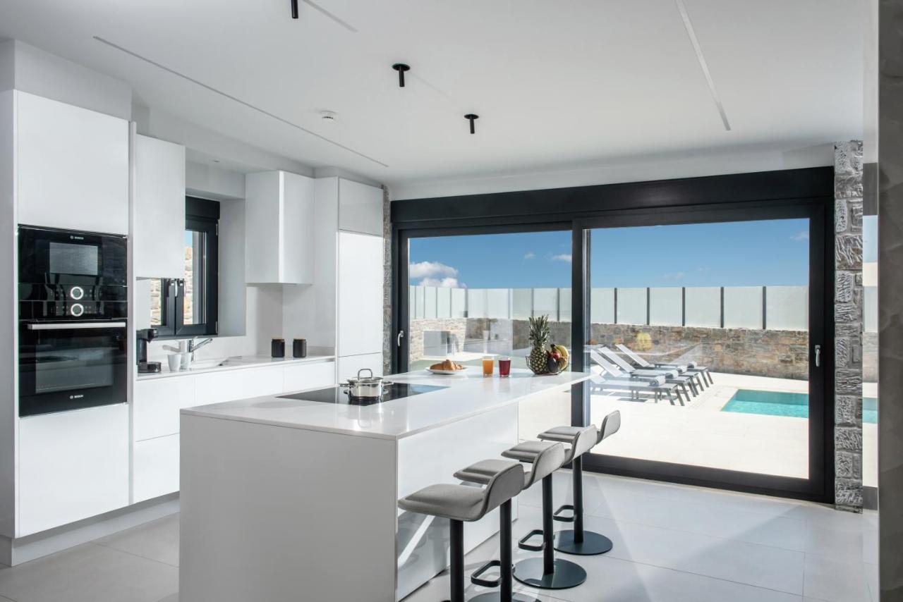 Luxury Villa Alexia แอร์ซอนิสซอส ภายนอก รูปภาพ